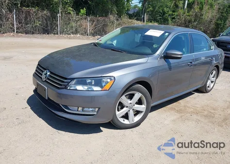 2015 Volkswagen Passat 1.8T Limited Edition from USA, damaged, VIN 1VWAT7A3XFC074026